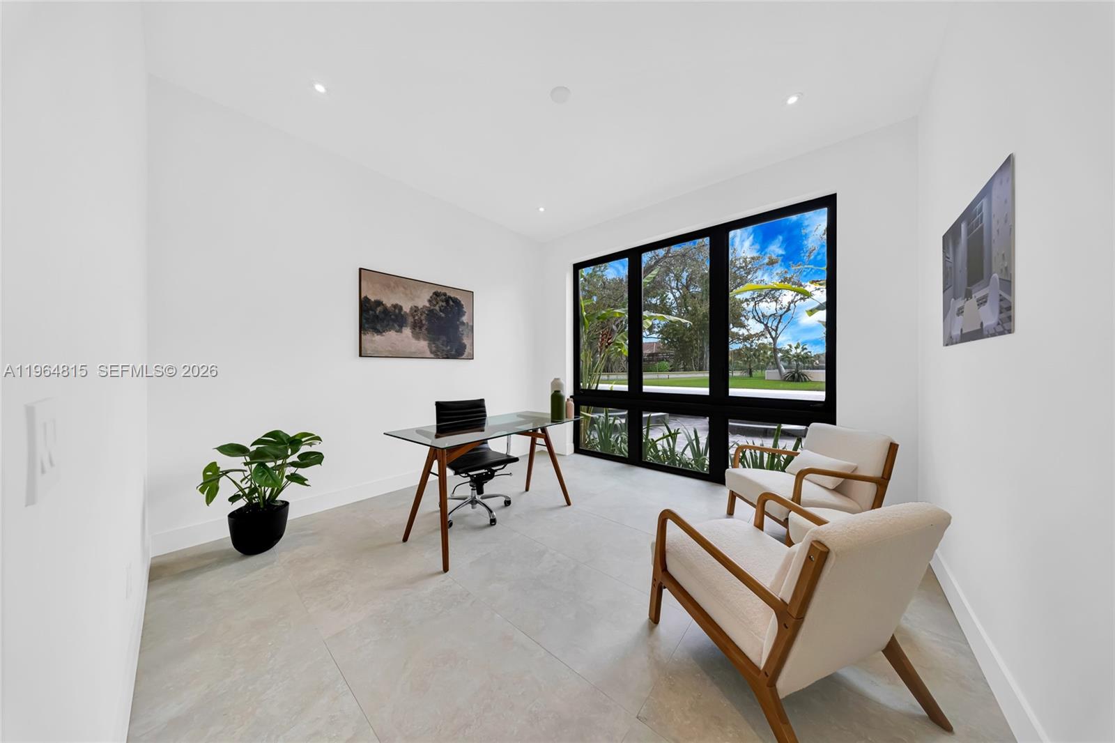 JUNELAND - Residential