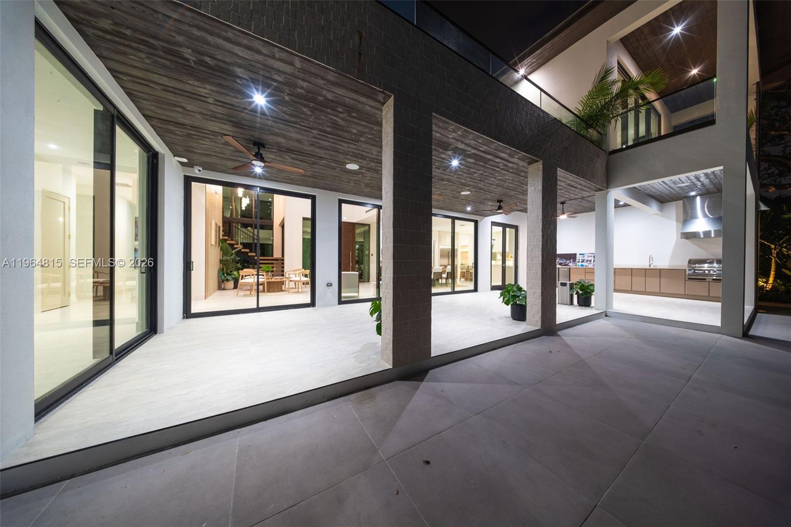 JUNELAND - Residential