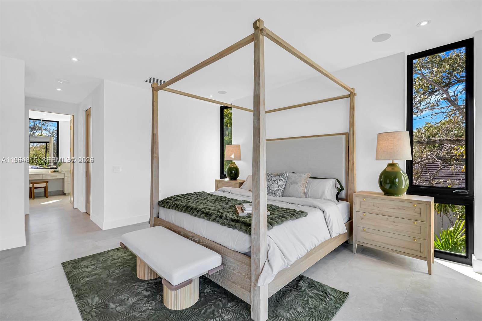 JUNELAND - Residential