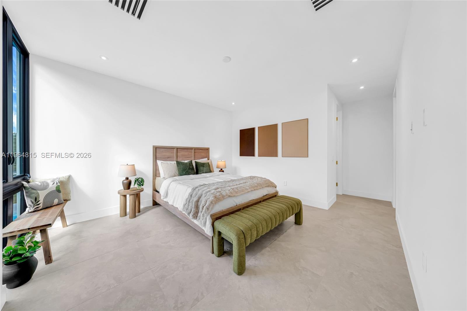 JUNELAND - Residential