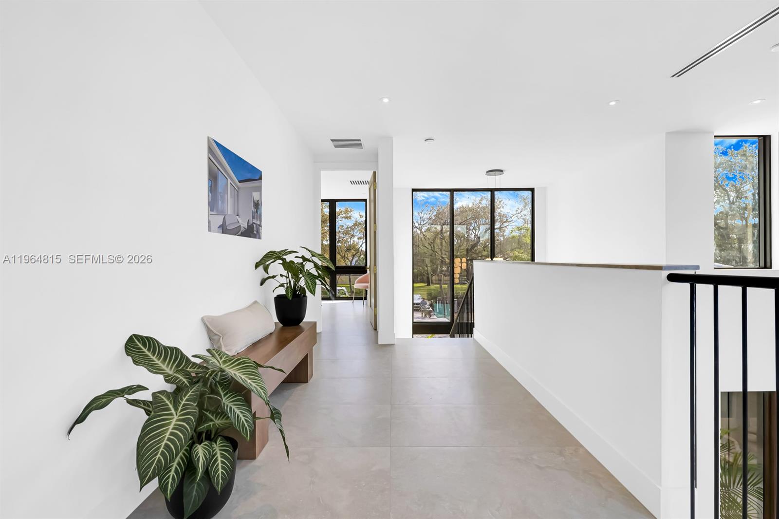 JUNELAND - Residential