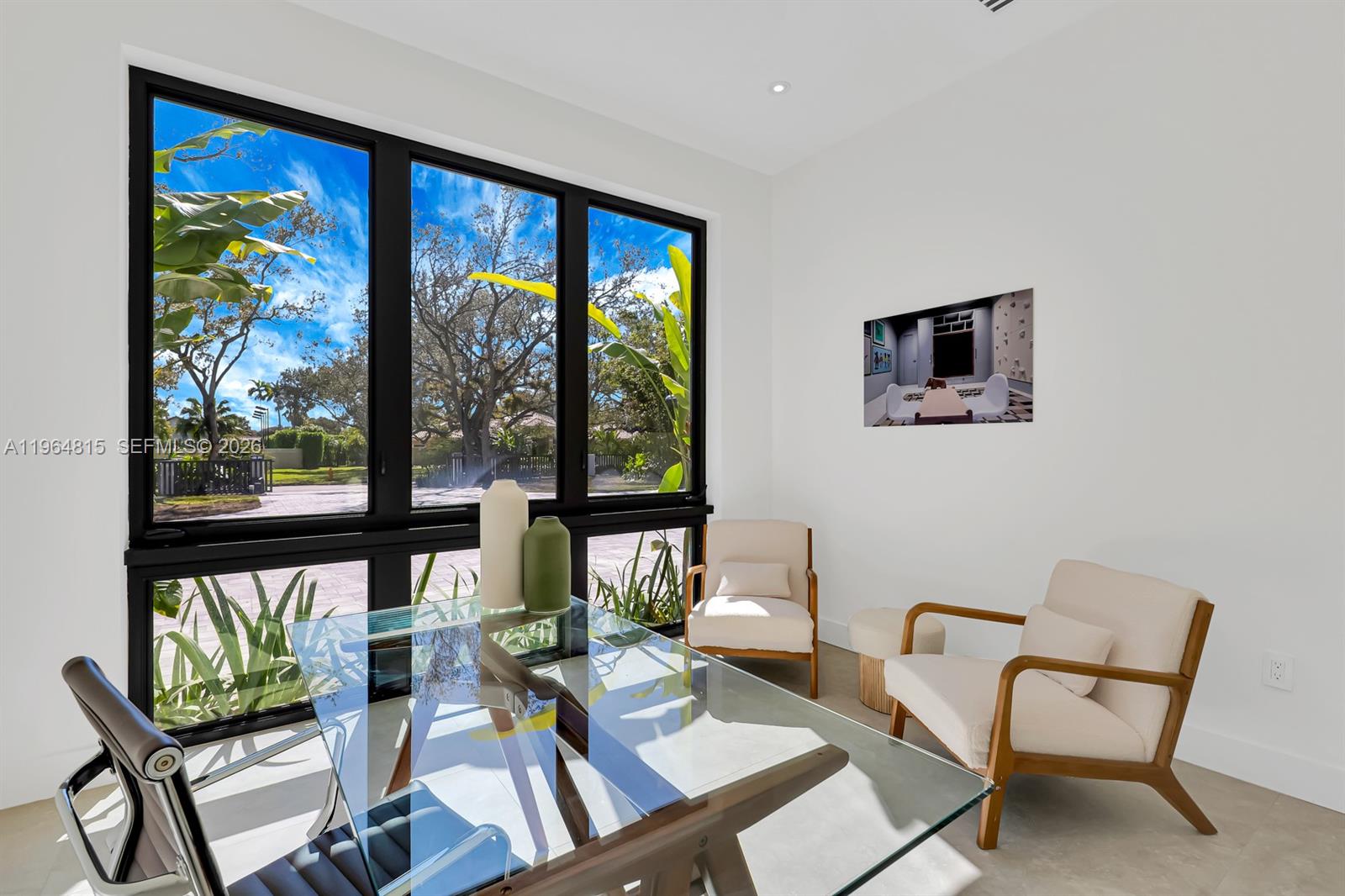 JUNELAND - Residential