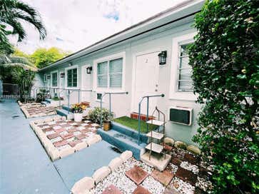 7630 Byron Ave Miami Beach FL 33141