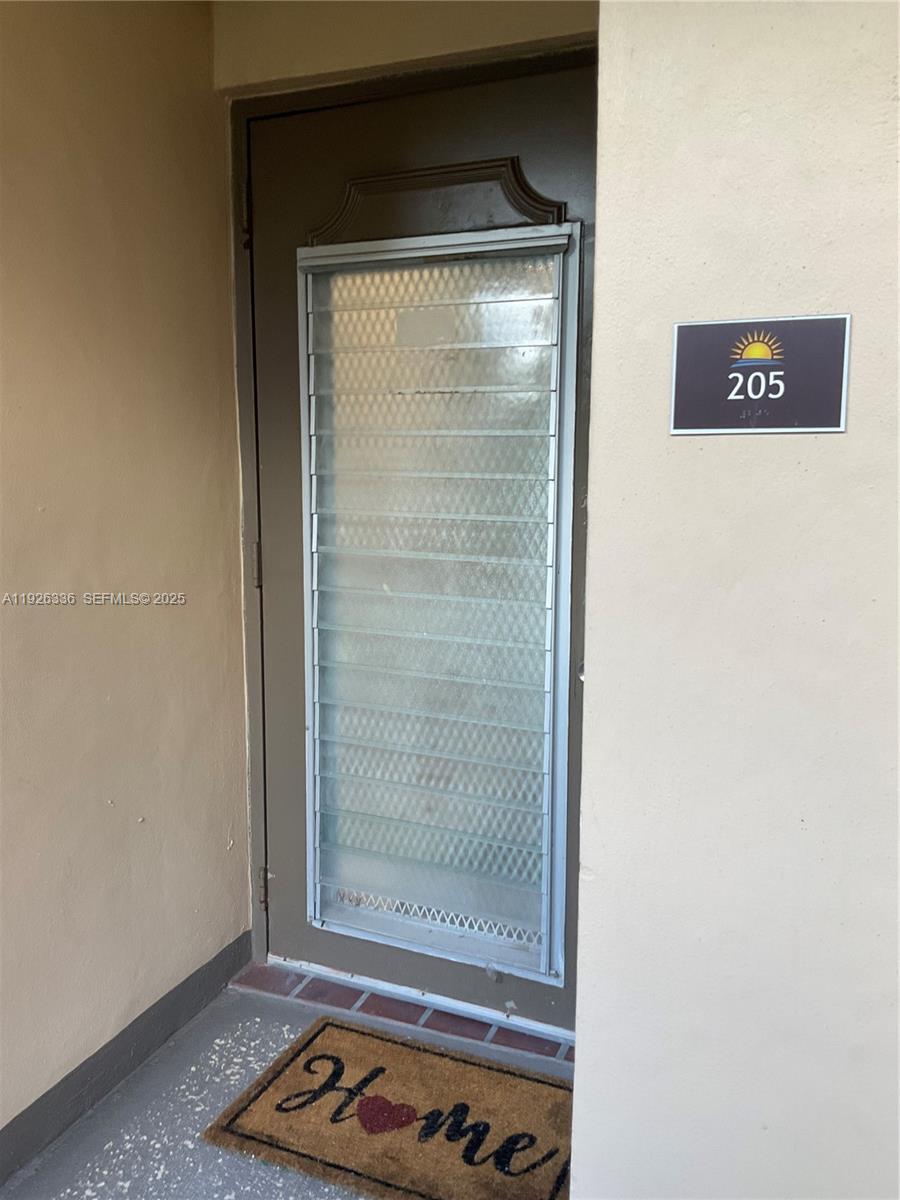 9201 Sunrise Lakes Blvd 205