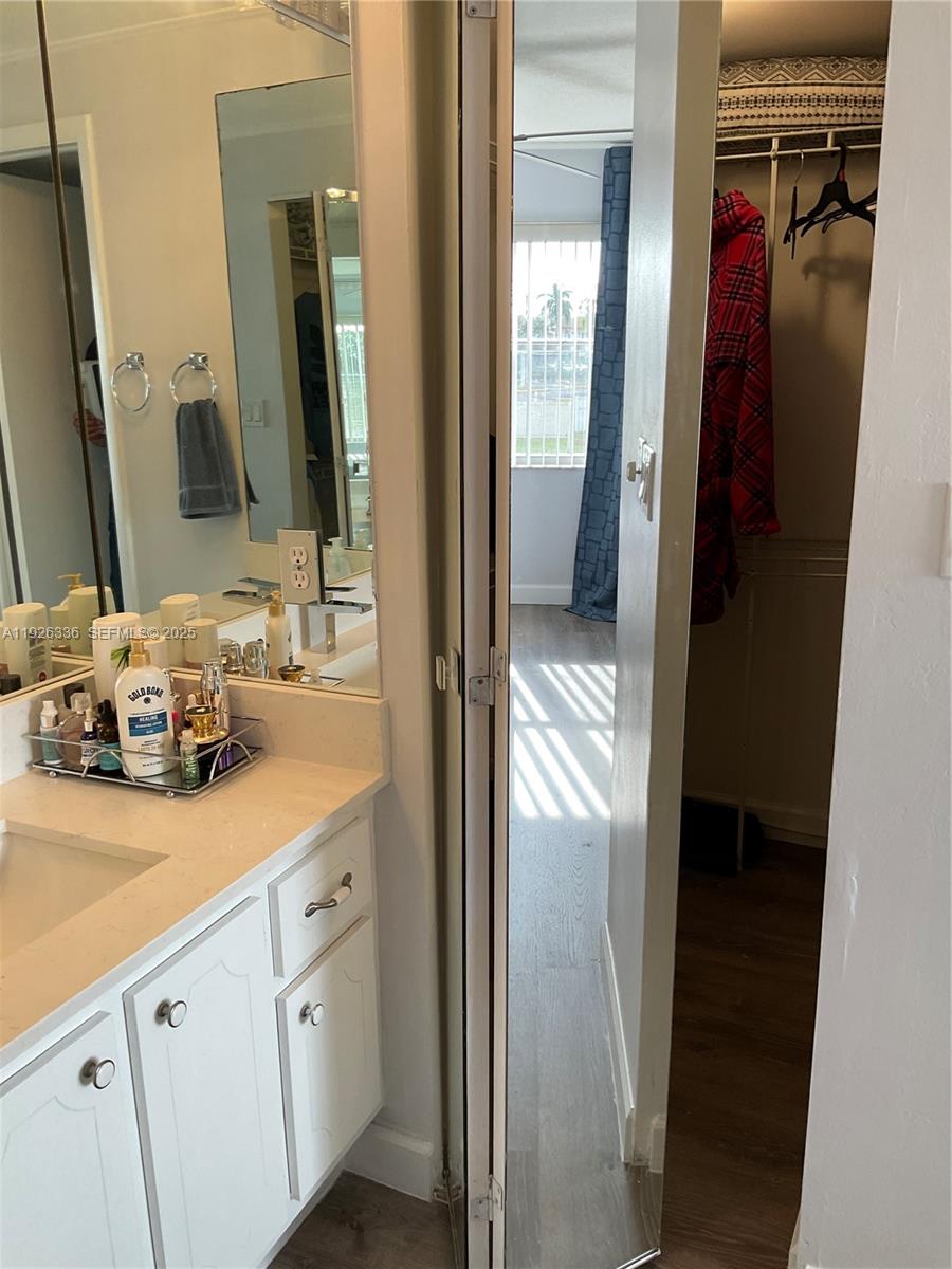 SUNRISE LAKES 108 CONDO - Residential