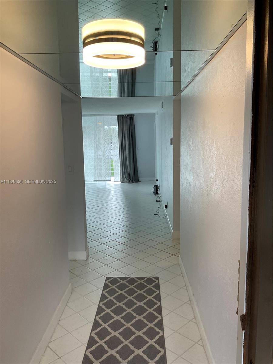 9201 Sunrise Lakes Blvd 205