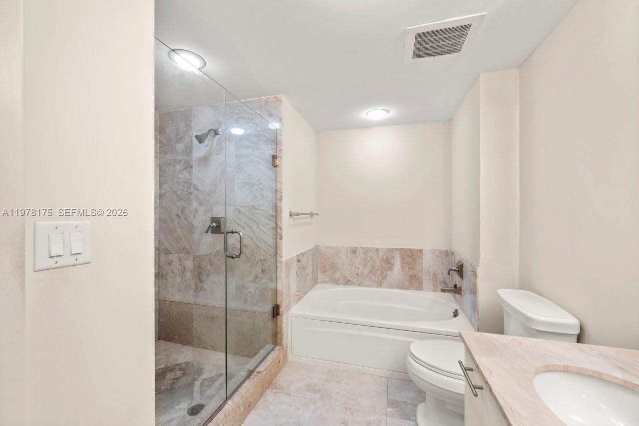 VERANDA CONDO - Residential Lease