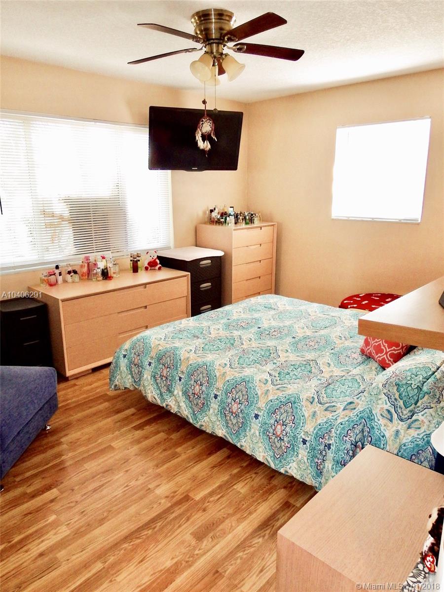 Gulfstream Estates 2 39-4 - Residential