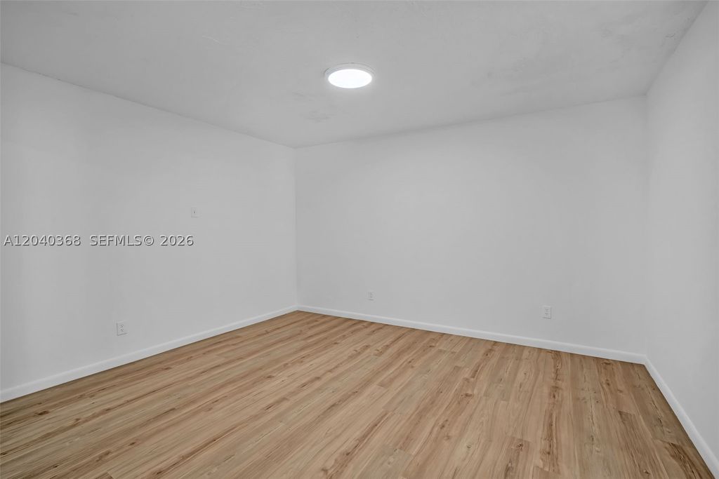 Photo of 5096 SW 28th Ter, Fort Lauderdale, FL 33312 (MLS # A12040368)