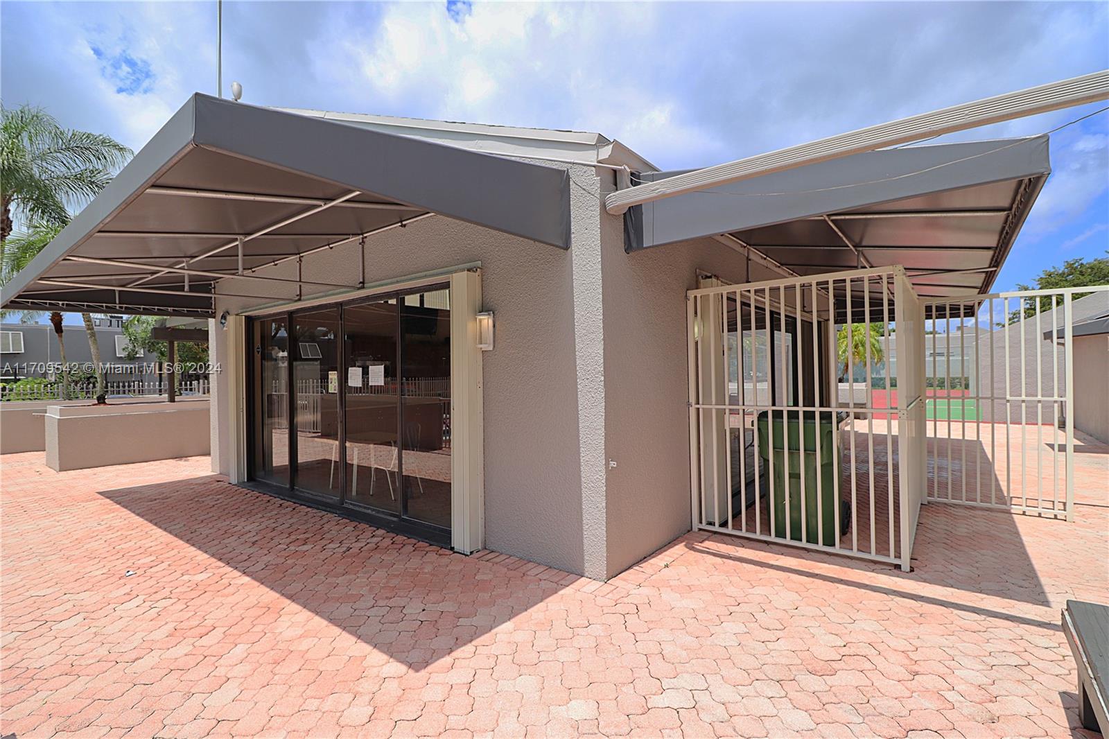 Villas Lakes - Residential