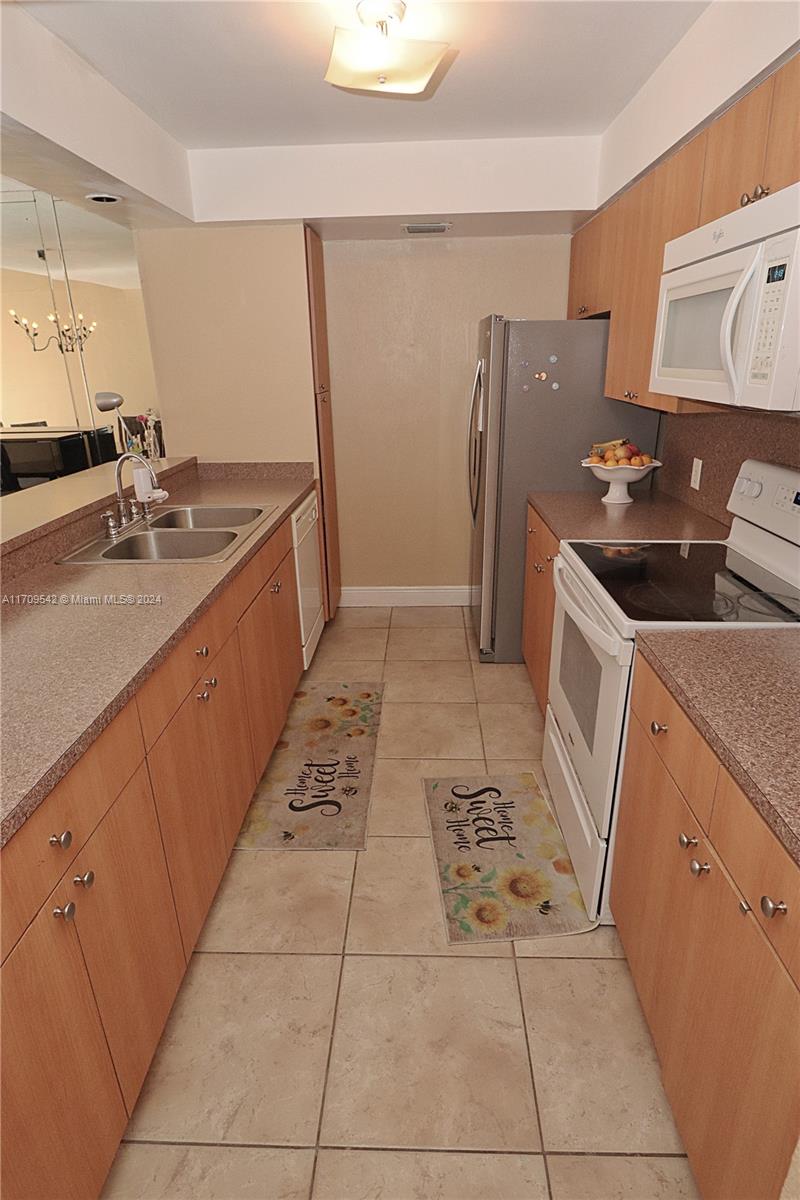 Villas Lakes - Residential