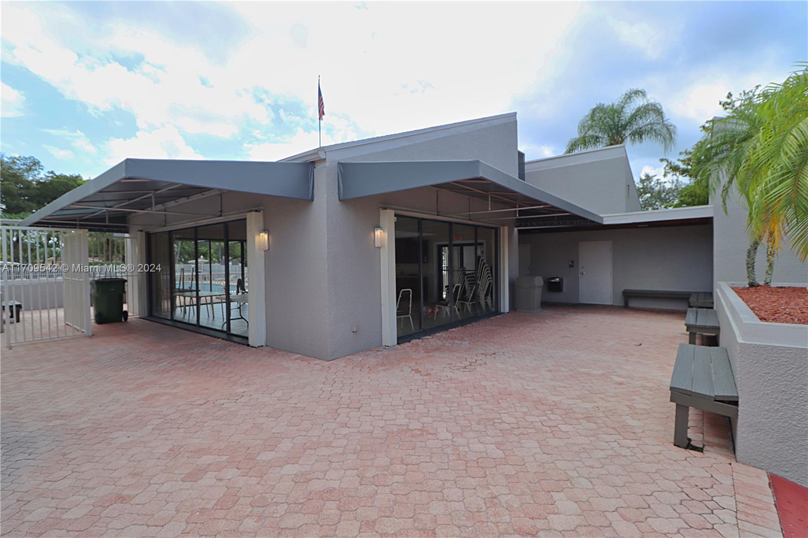 Villas Lakes - Residential