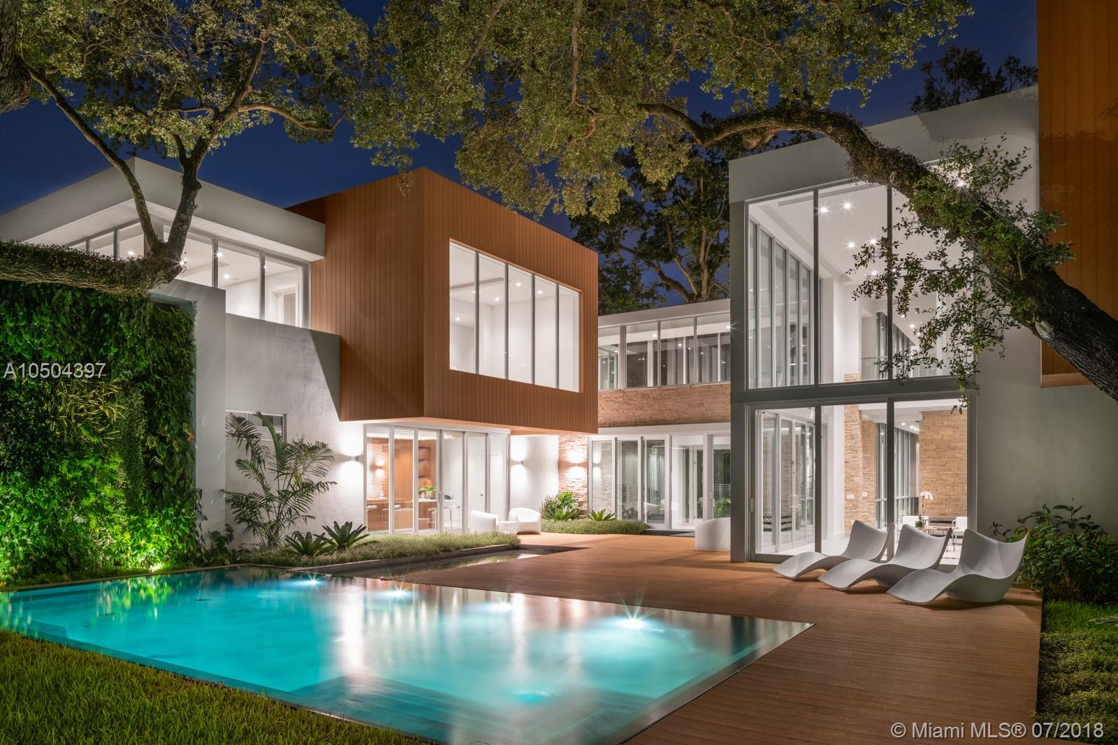 UNIVERSITY PLACE - Residential