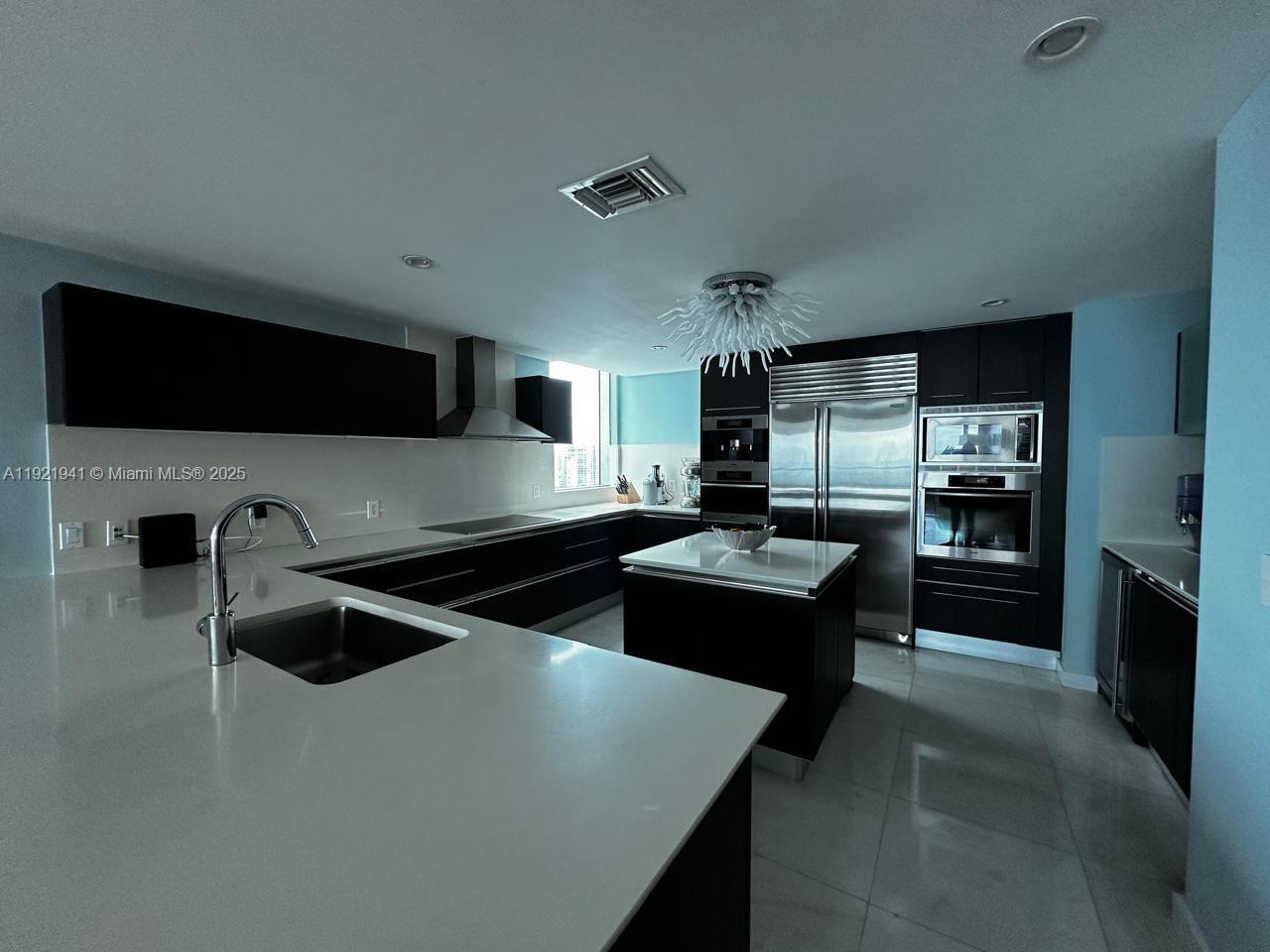 JADE BEACH CONDO - Residential Lease