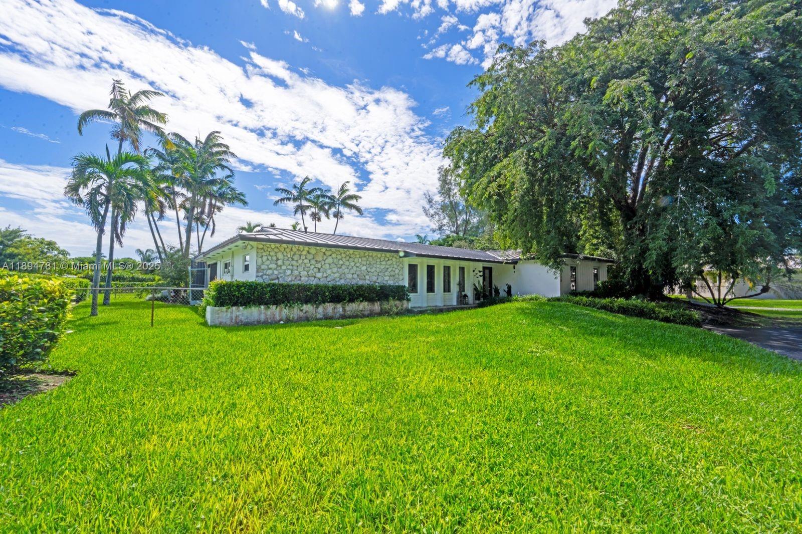 OLD CUTLER WEST SEC 3 - Residential