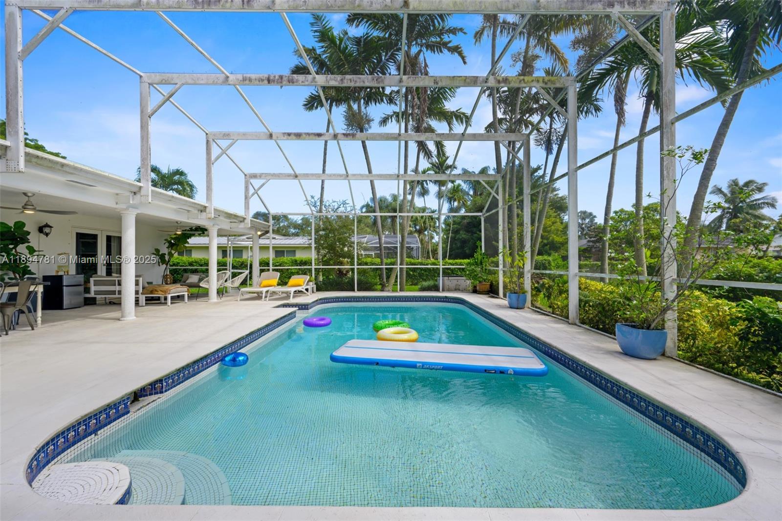 OLD CUTLER WEST SEC 3 - Residential