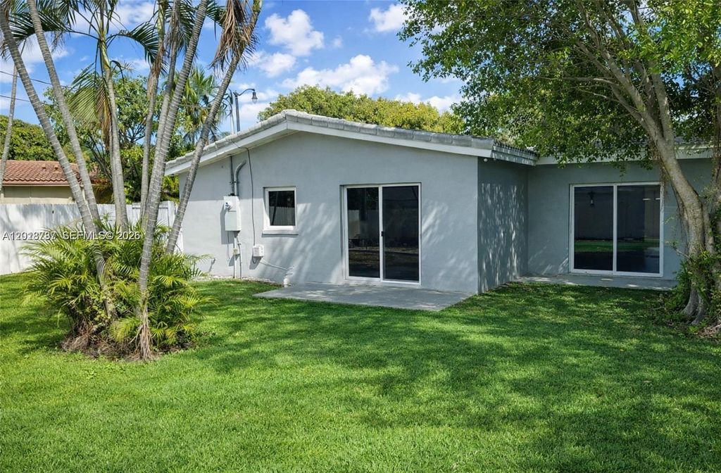 Photo of 1881 NW 5th Ter #1881, Pompano Beach, FL 33060 (MLS # A12018787)