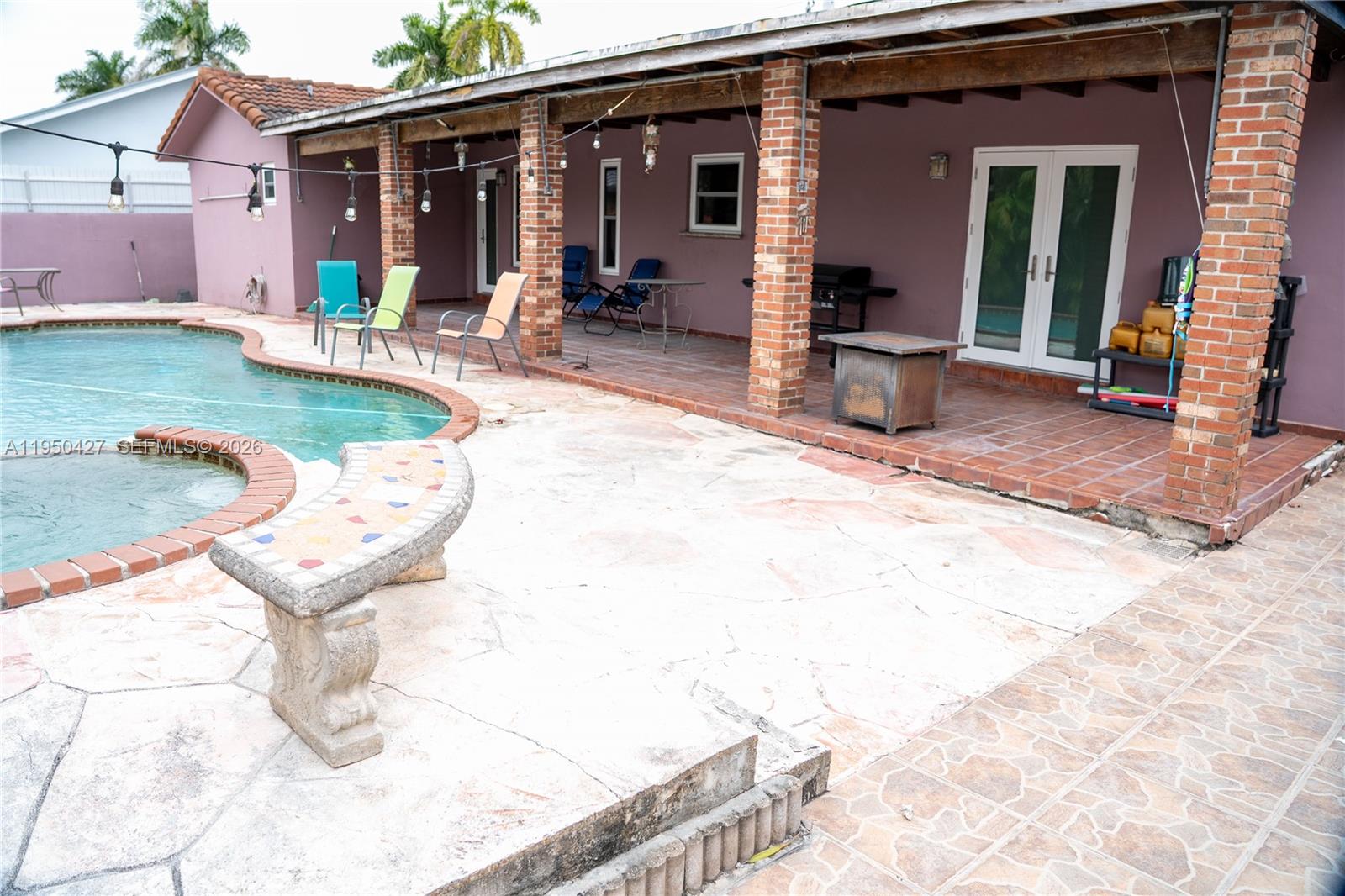 BIRD VILLAS SUB 1ST ADDN - Residential