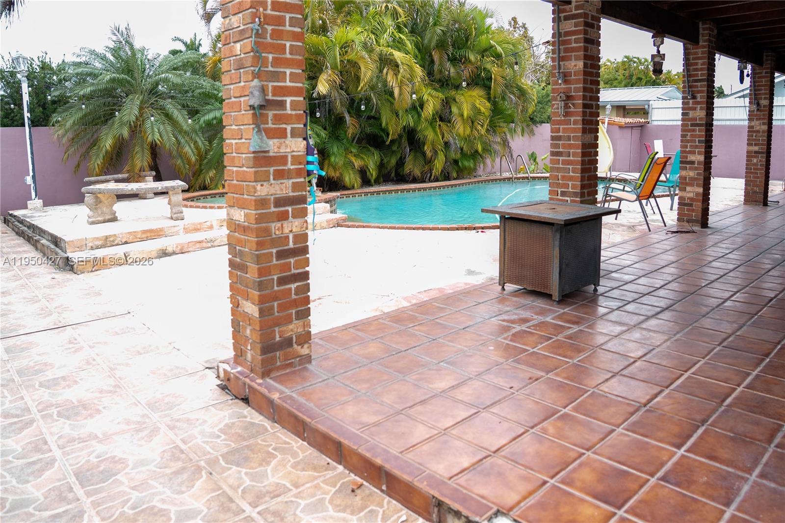 BIRD VILLAS SUB 1ST ADDN - Residential