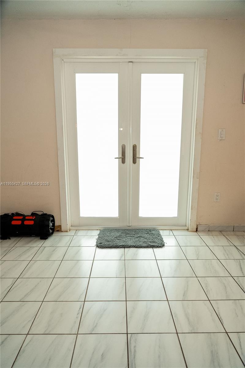 BIRD VILLAS SUB 1ST ADDN - Residential