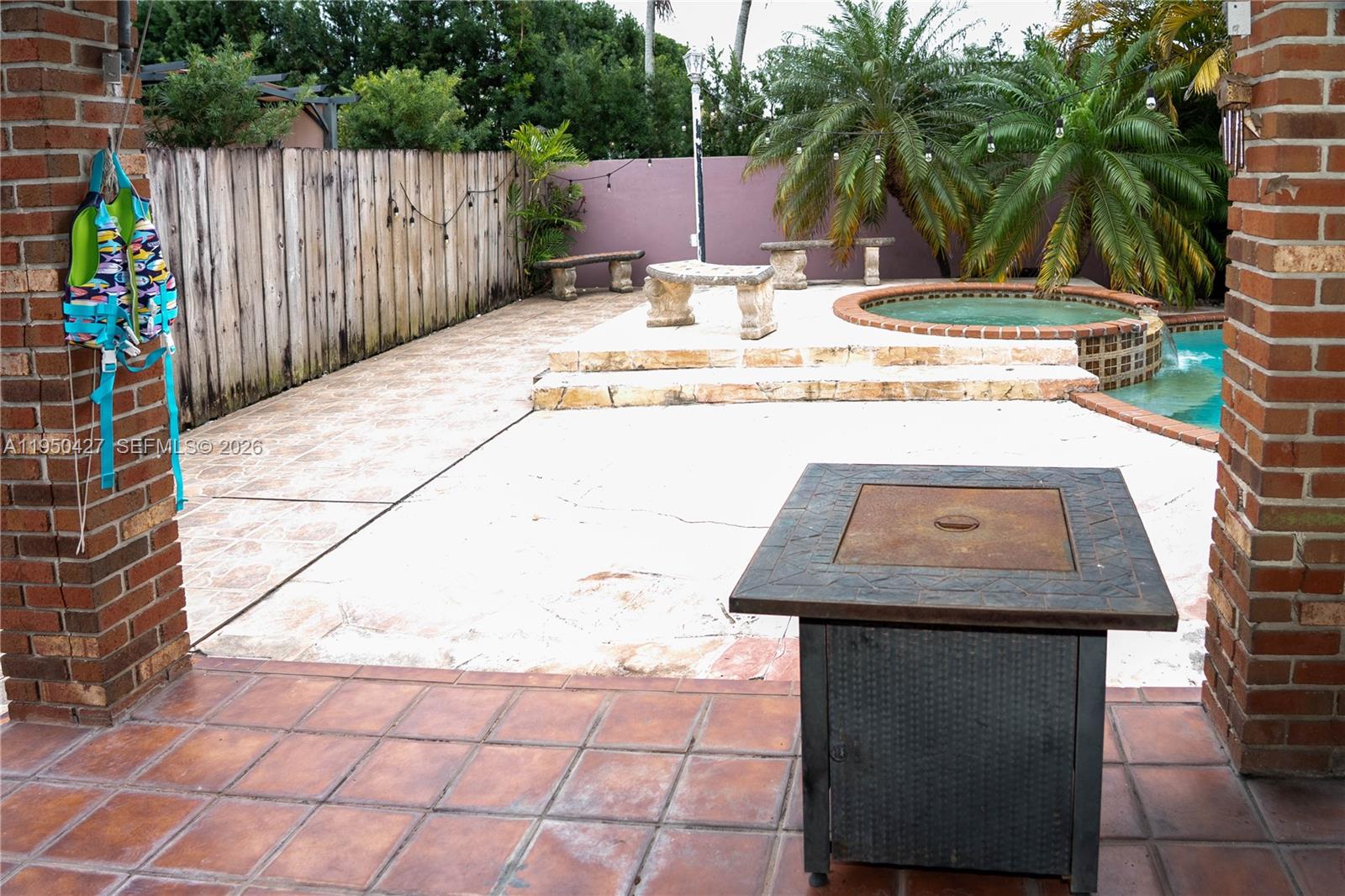 BIRD VILLAS SUB 1ST ADDN - Residential