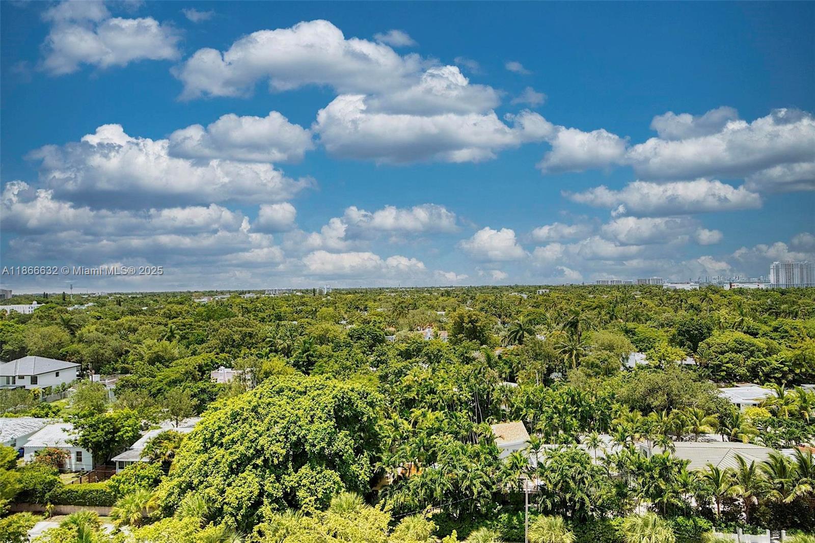 THE PALM BAY YACHT CLUB C - Residential