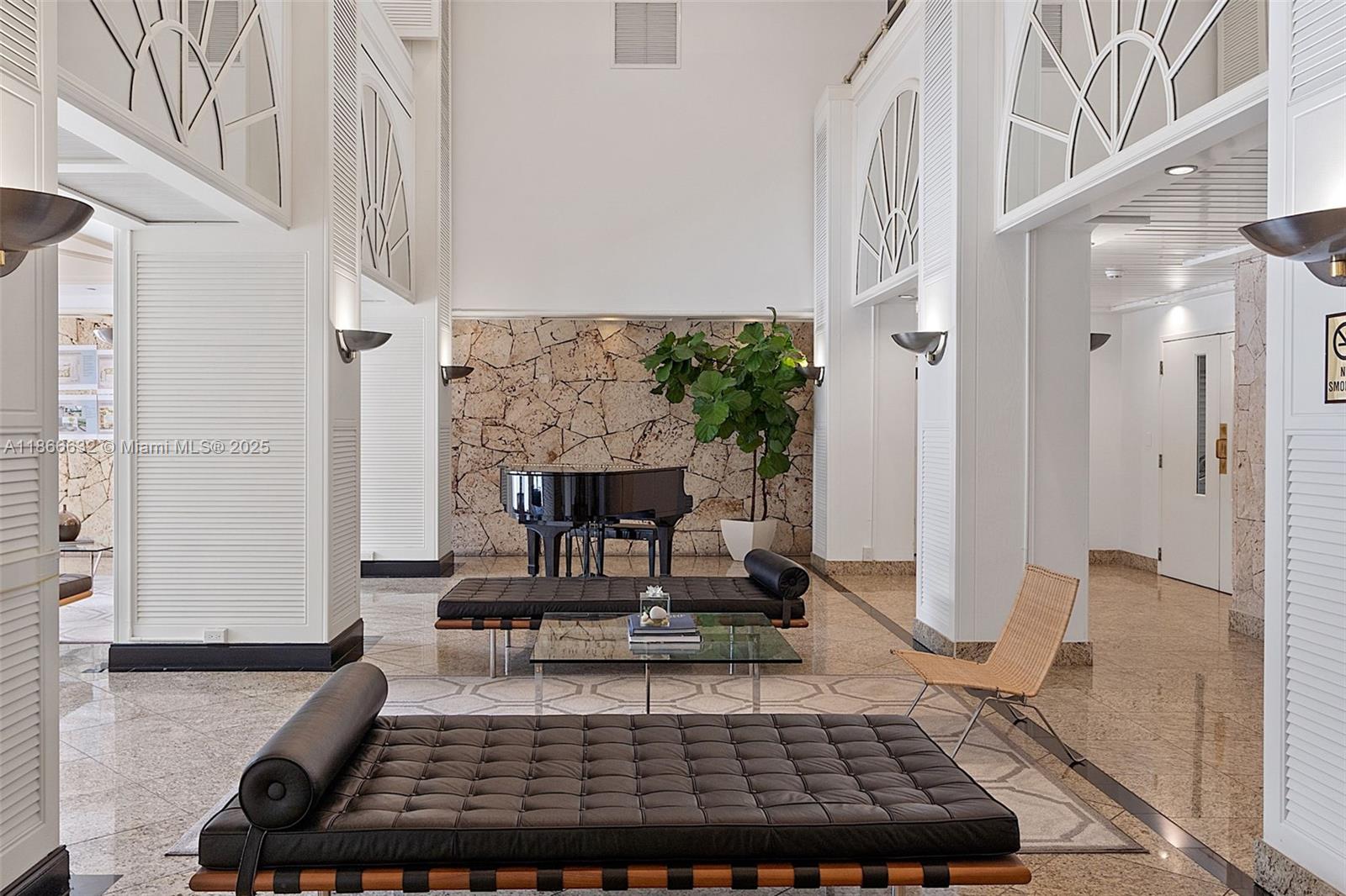 THE PALM BAY YACHT CLUB C - Residential