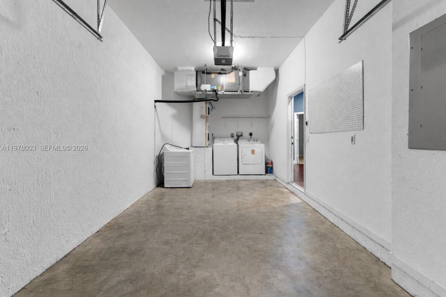 PORTOFINO PALMS - Residential