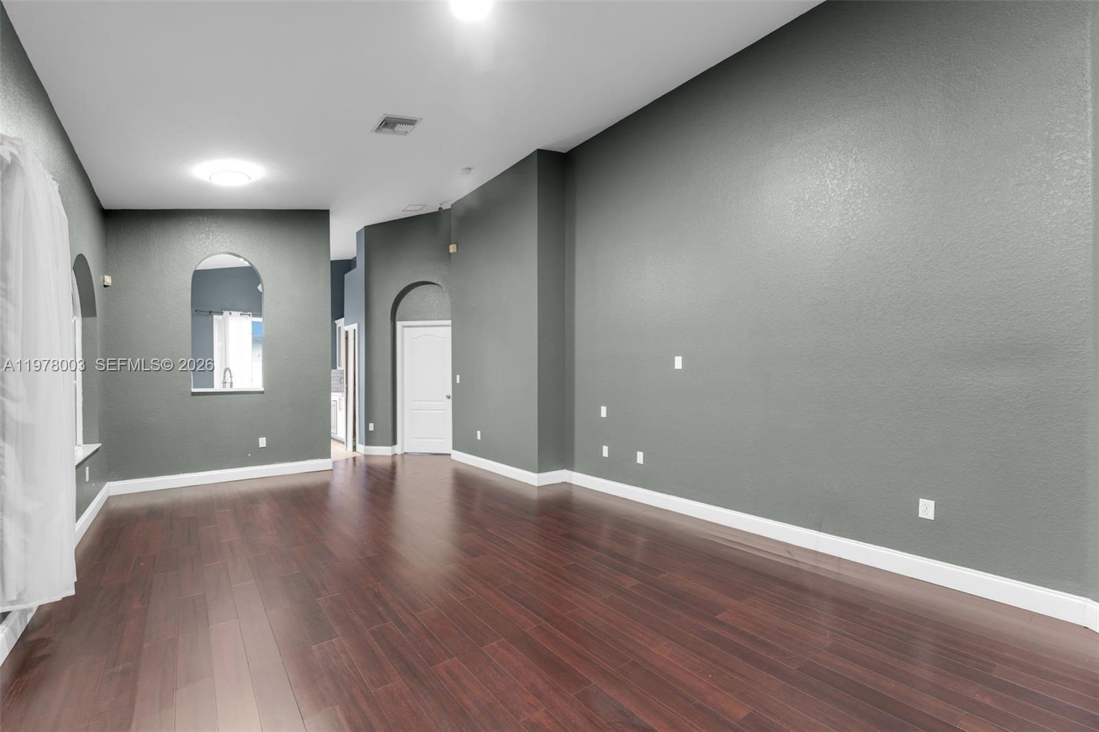 PORTOFINO PALMS - Residential