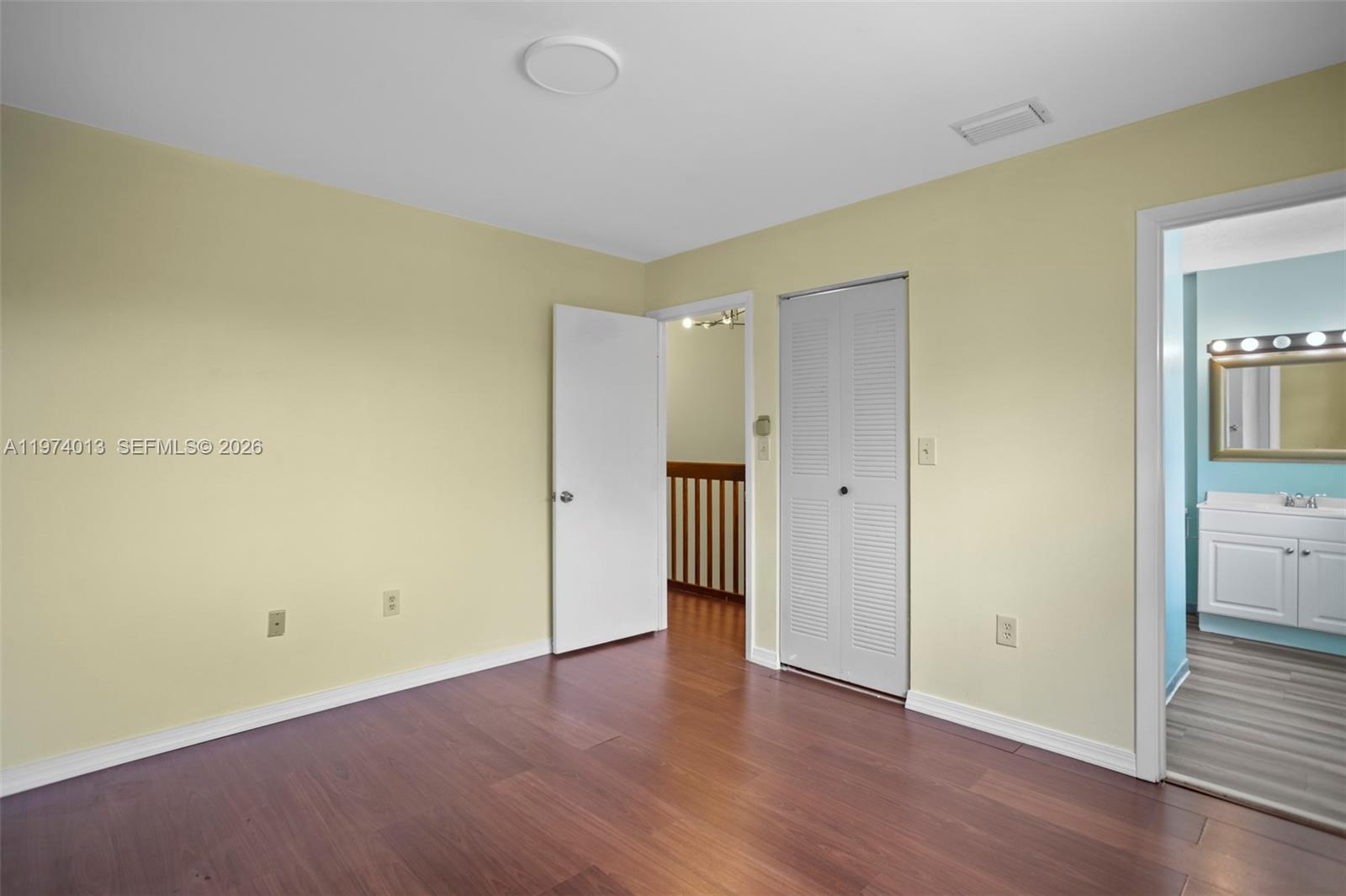 FLAMINGO GARDENS PHASE FO - Residential