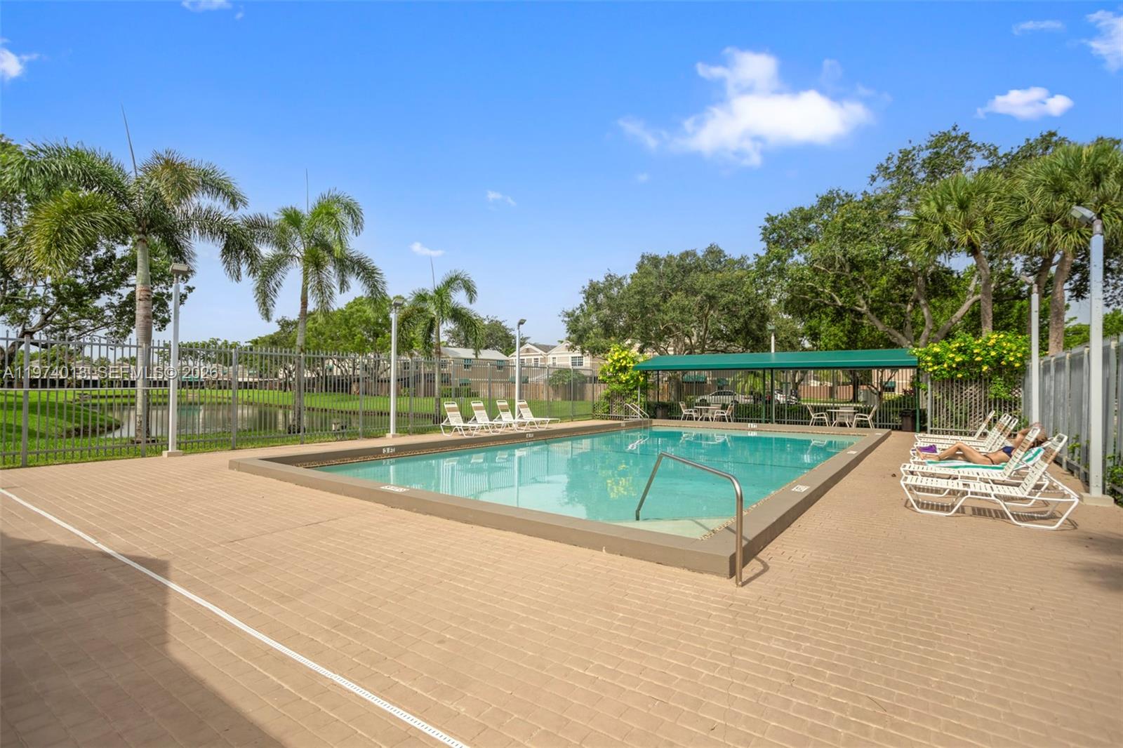 FLAMINGO GARDENS PHASE FO - Residential