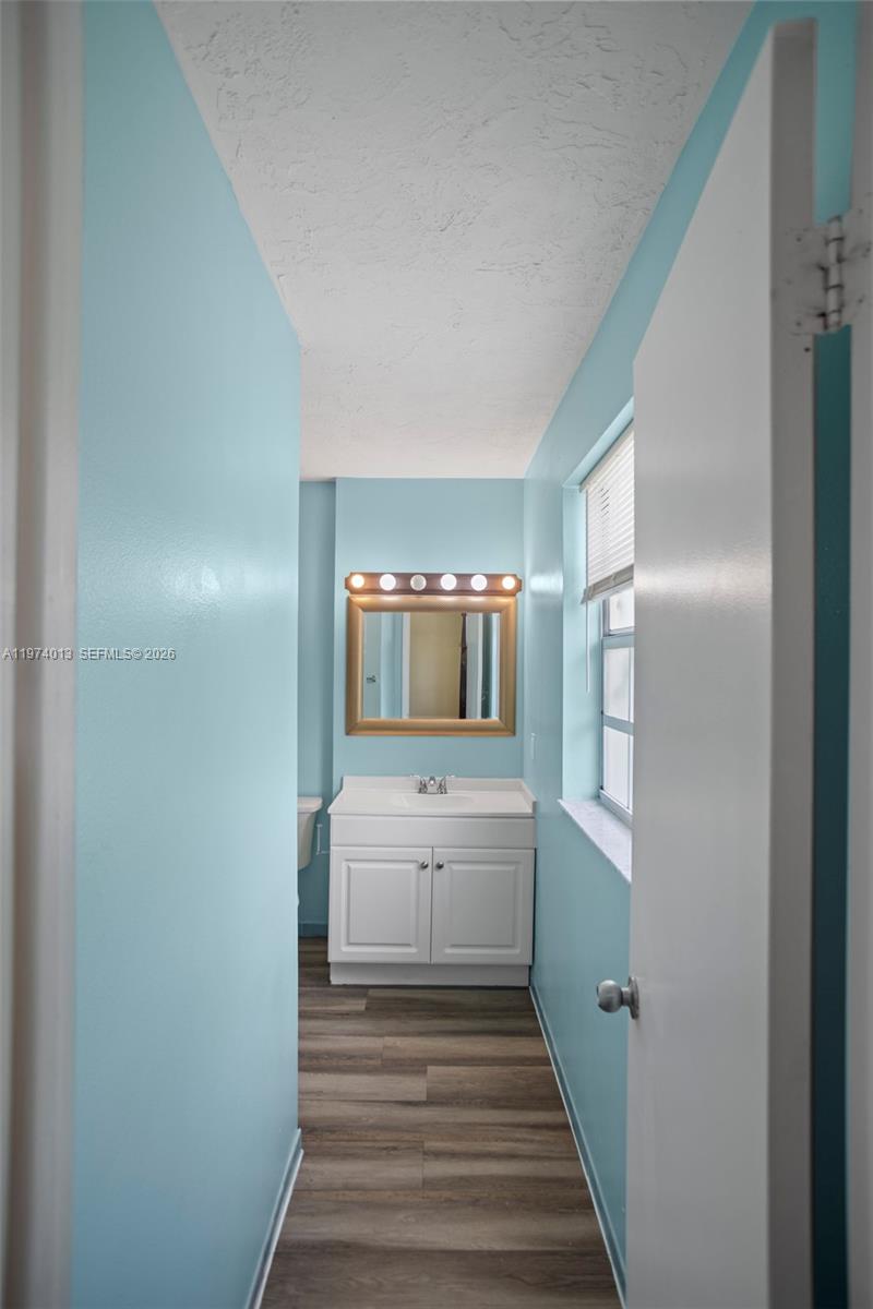 FLAMINGO GARDENS PHASE FO - Residential