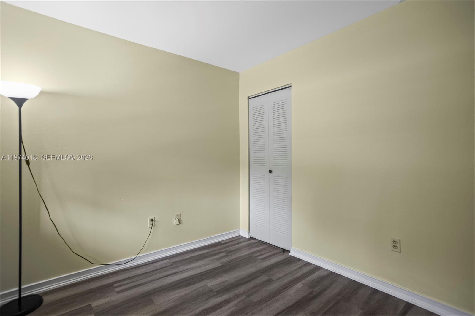 FLAMINGO GARDENS PHASE FO - Residential