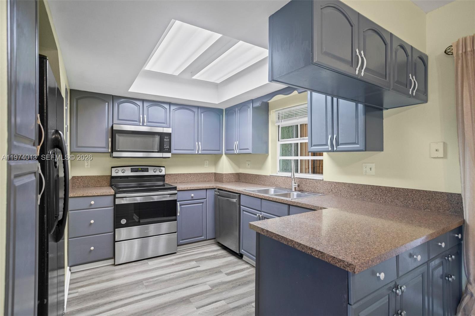 FLAMINGO GARDENS PHASE FO - Residential