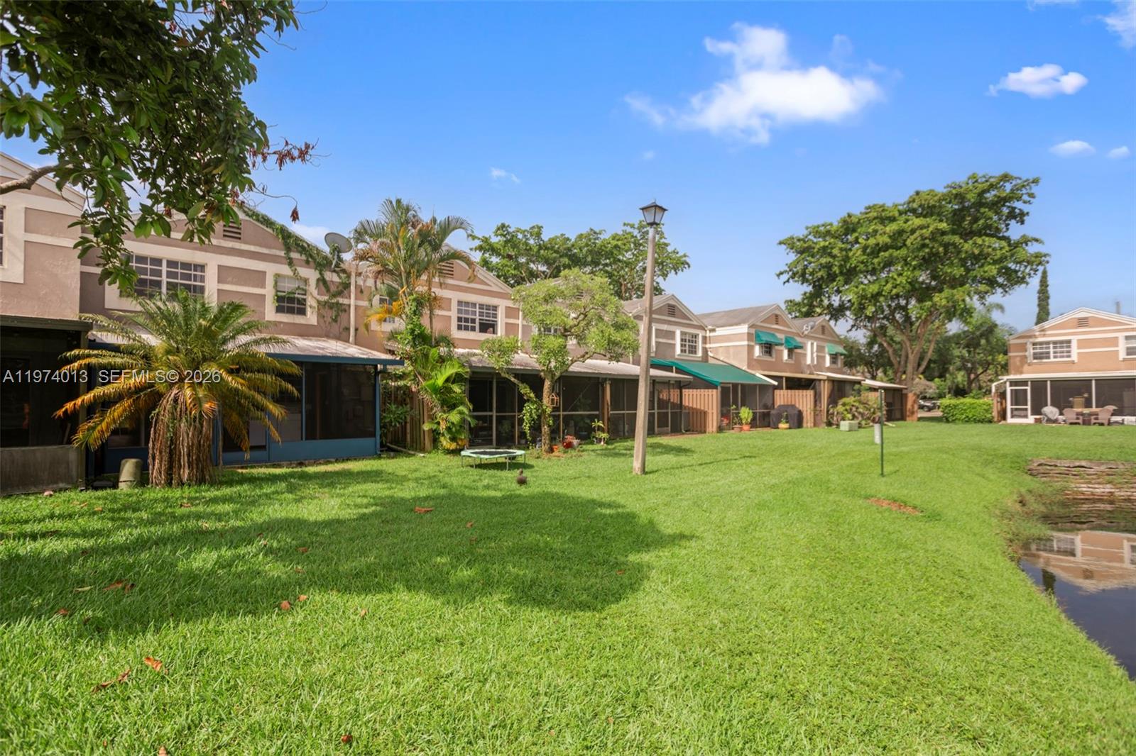 FLAMINGO GARDENS PHASE FO - Residential