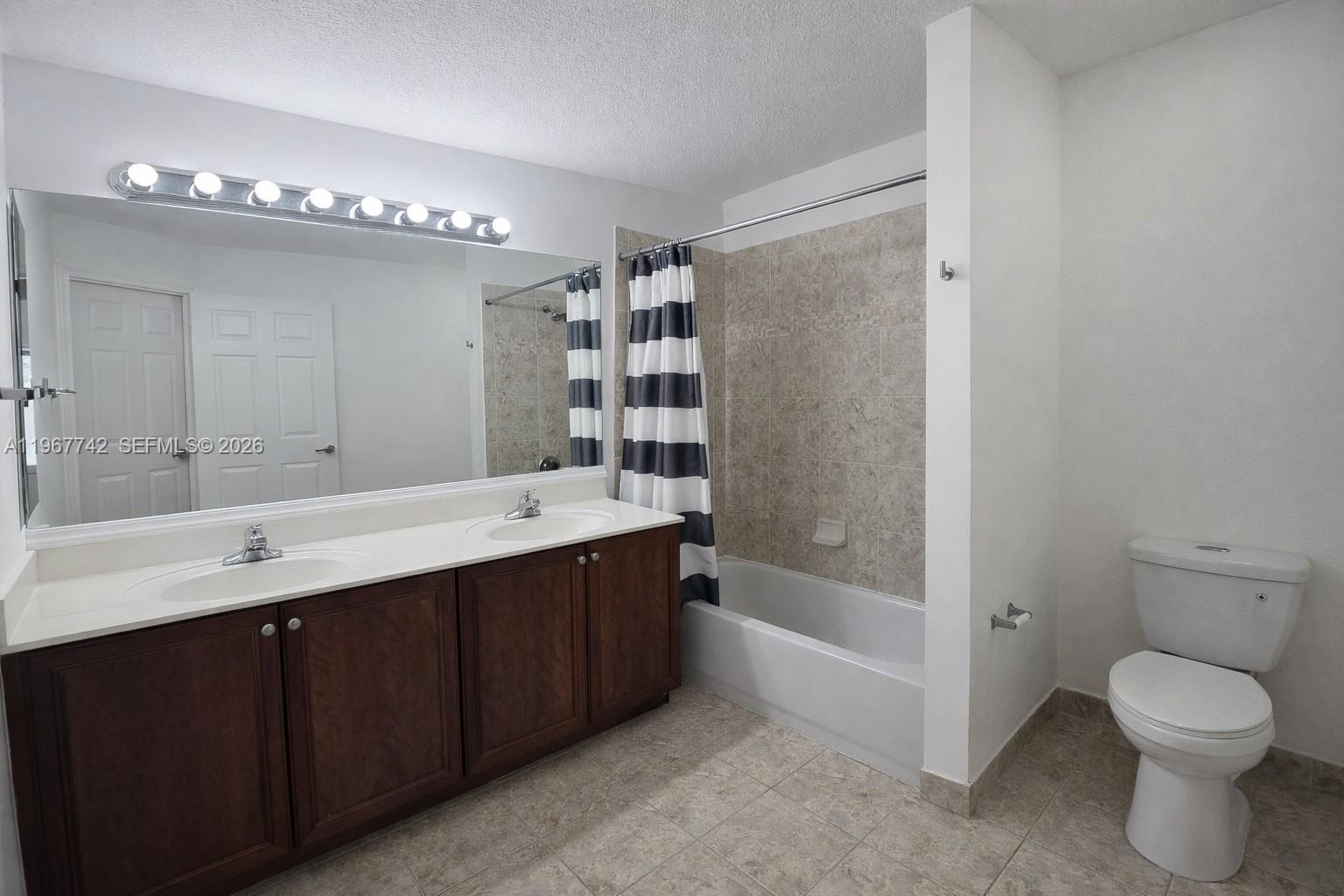 DARLINGTON PARK - Residential