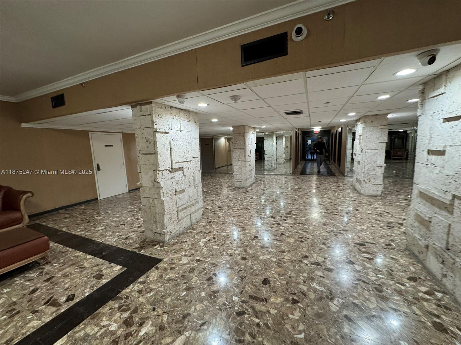 GREENWICH PH I CONDO - Residential