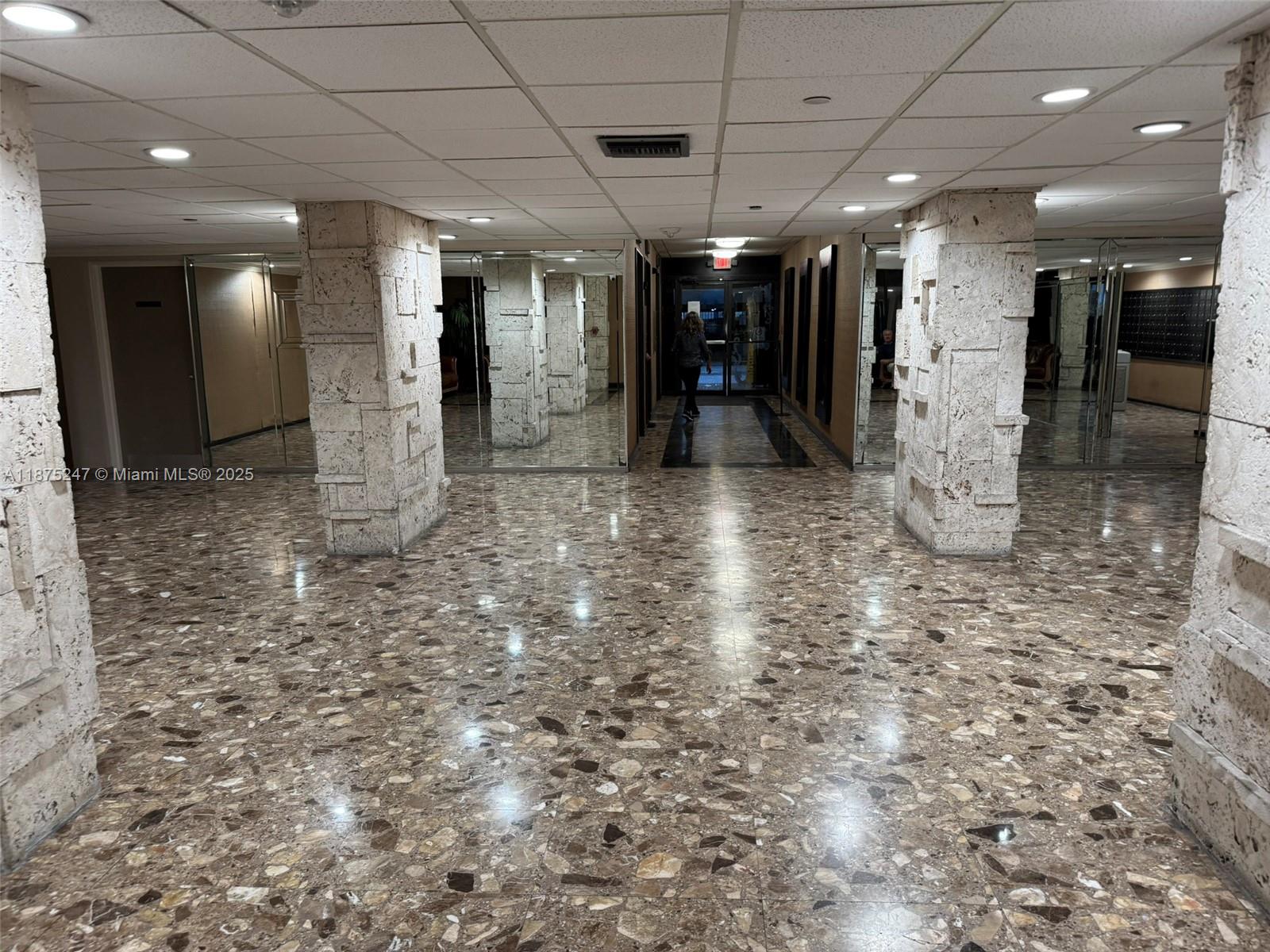 GREENWICH PH I CONDO - Residential