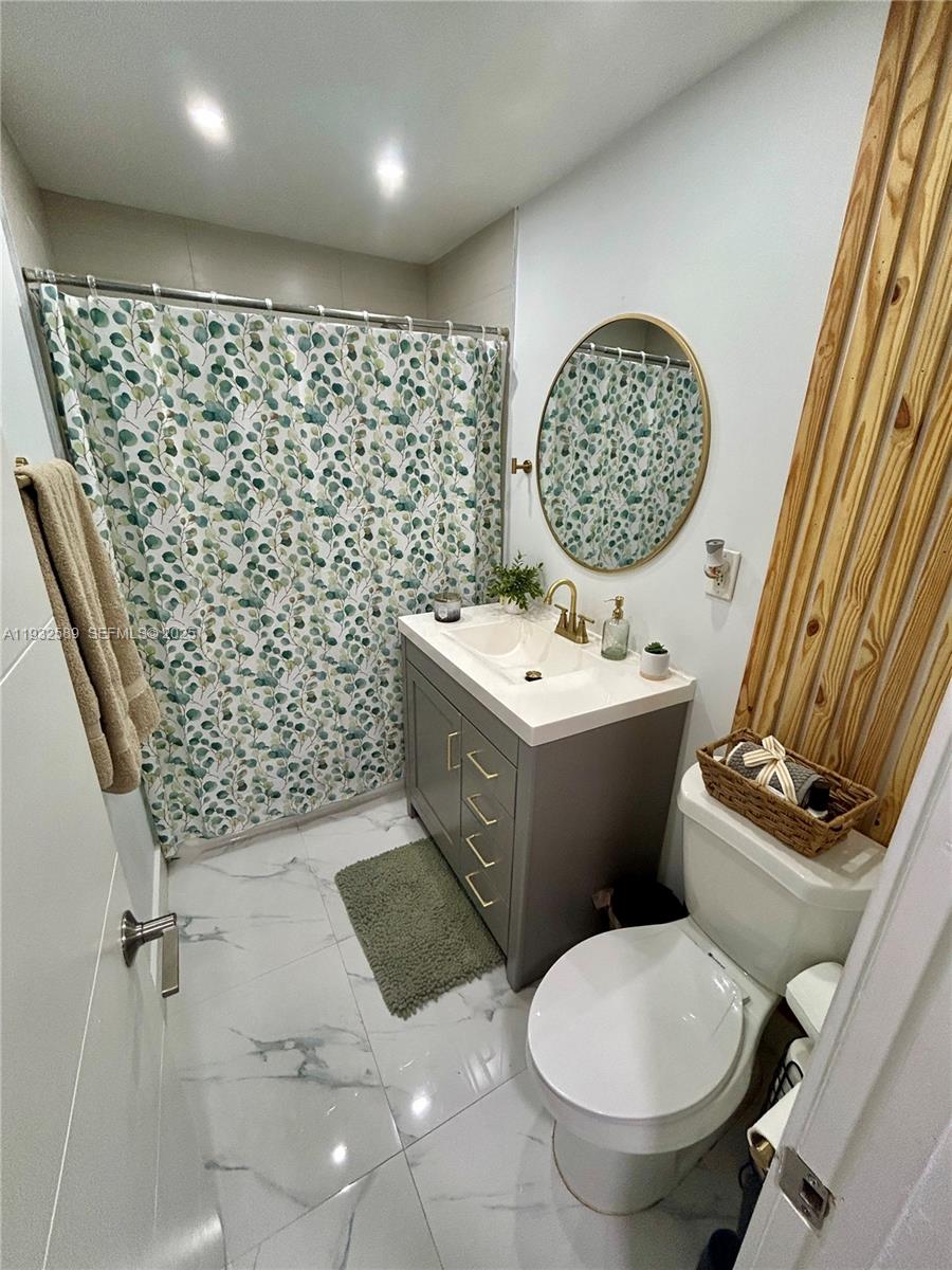 NICHOLS HEIGHTS ADDN - Residential Lease