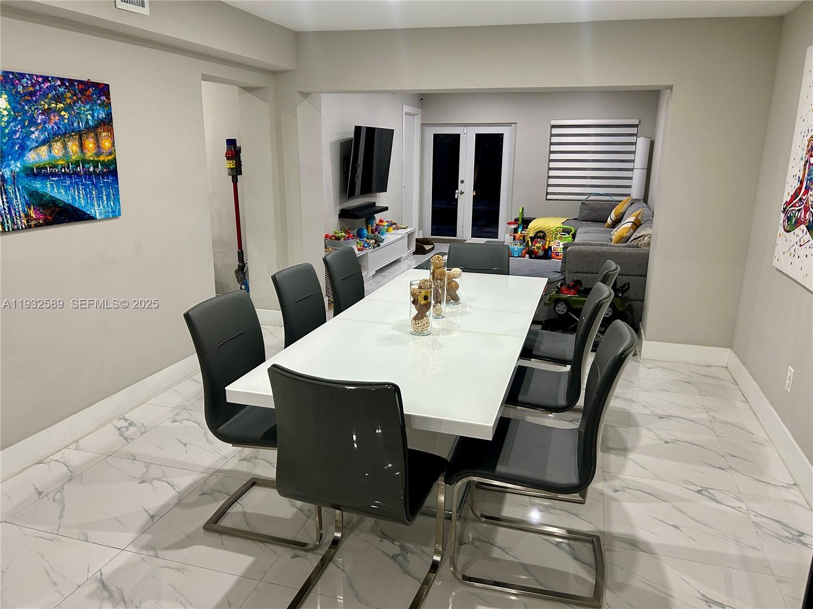 NICHOLS HEIGHTS ADDN - Residential Lease