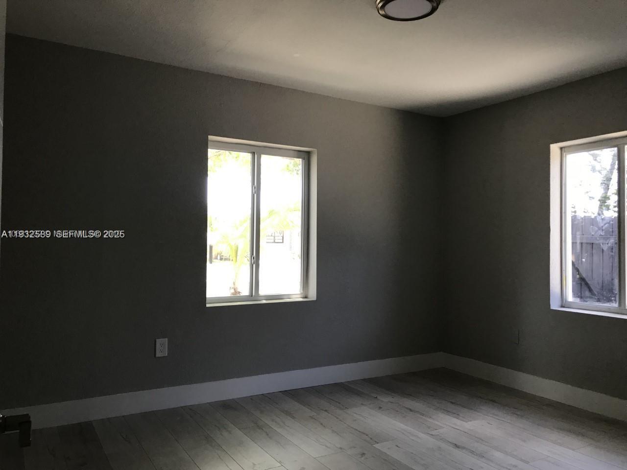 NICHOLS HEIGHTS ADDN - Residential Lease