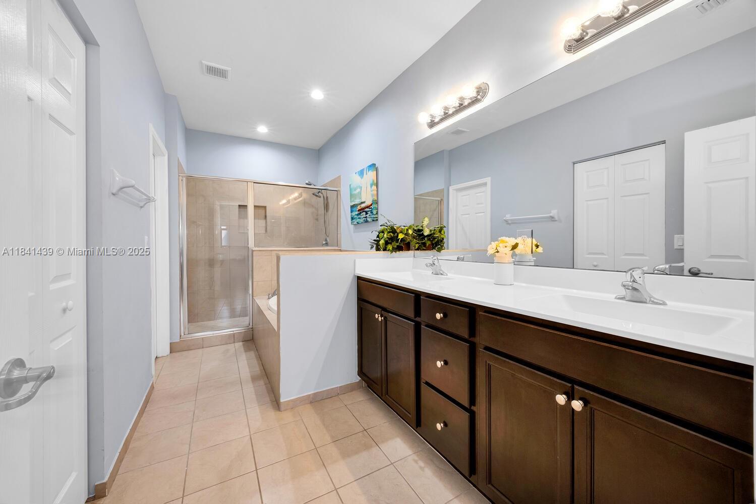 BAYWINDS AT COZUMEL - Residential