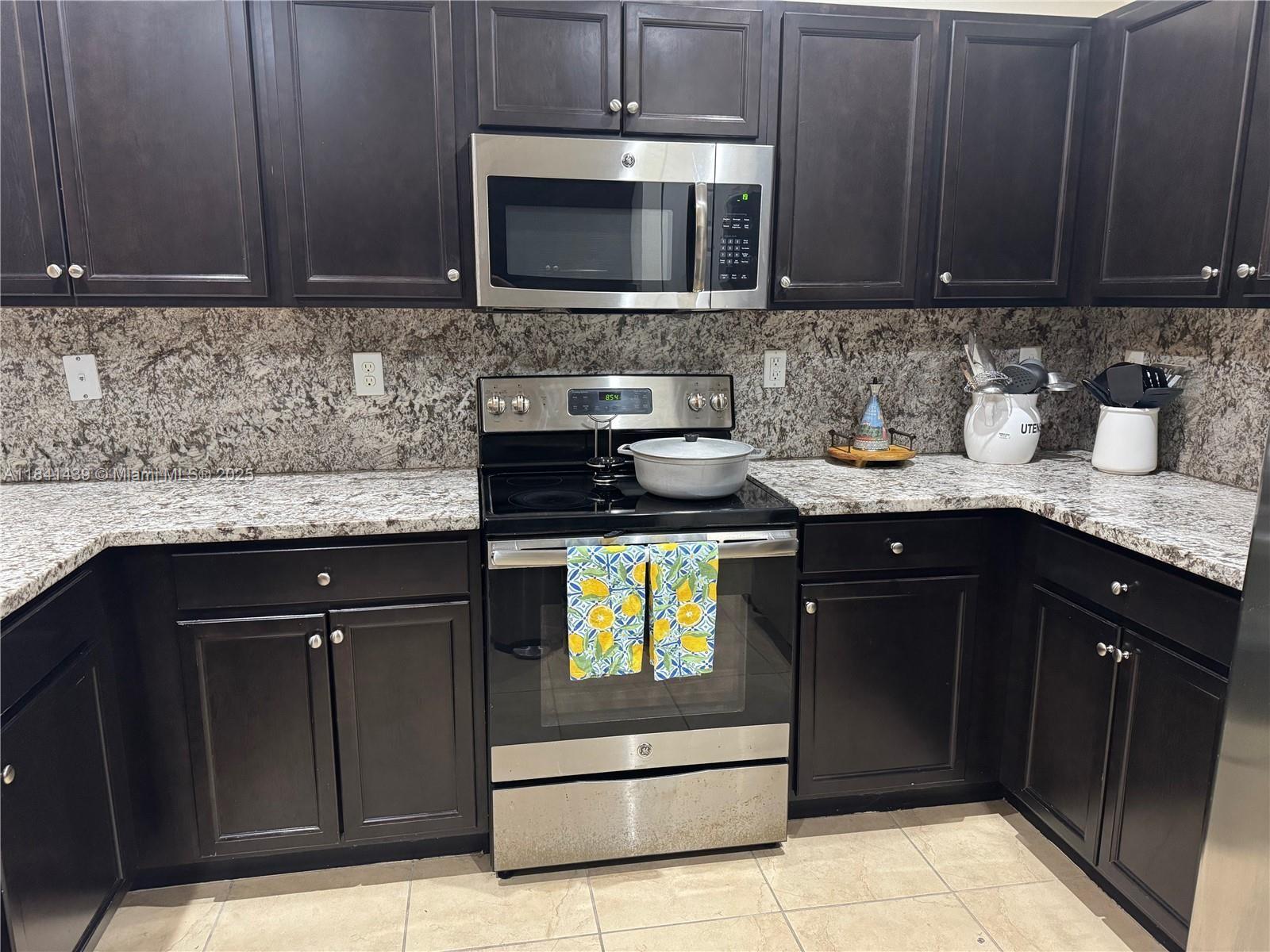 BAYWINDS AT COZUMEL - Residential