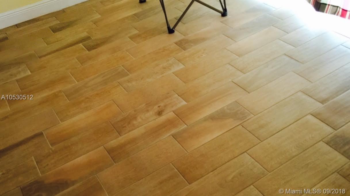 VILLA ROYAL CONDO - Residential Lease