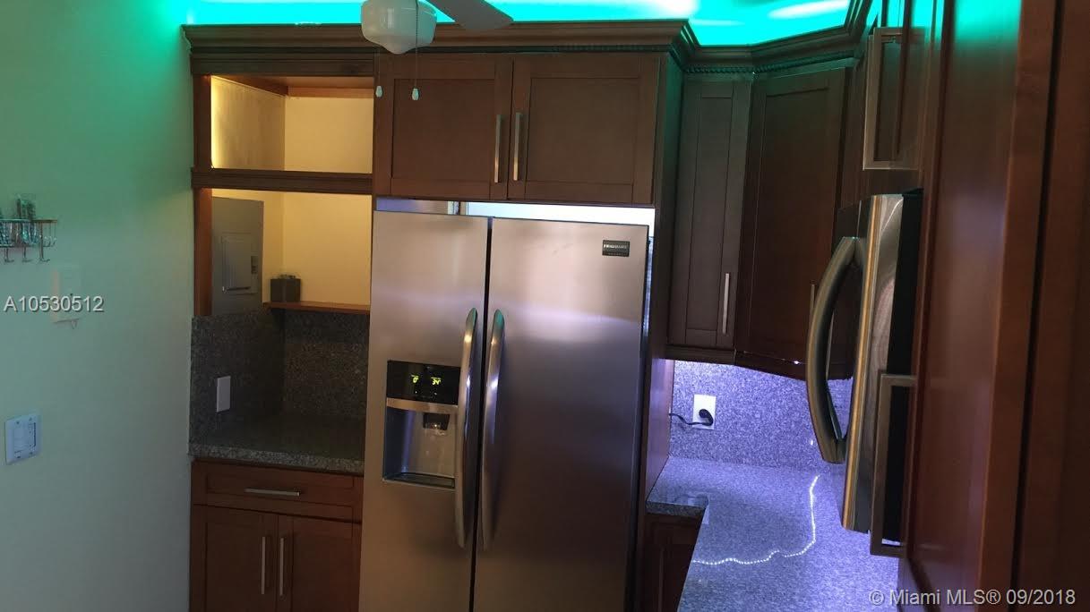 VILLA ROYAL CONDO - Residential Lease