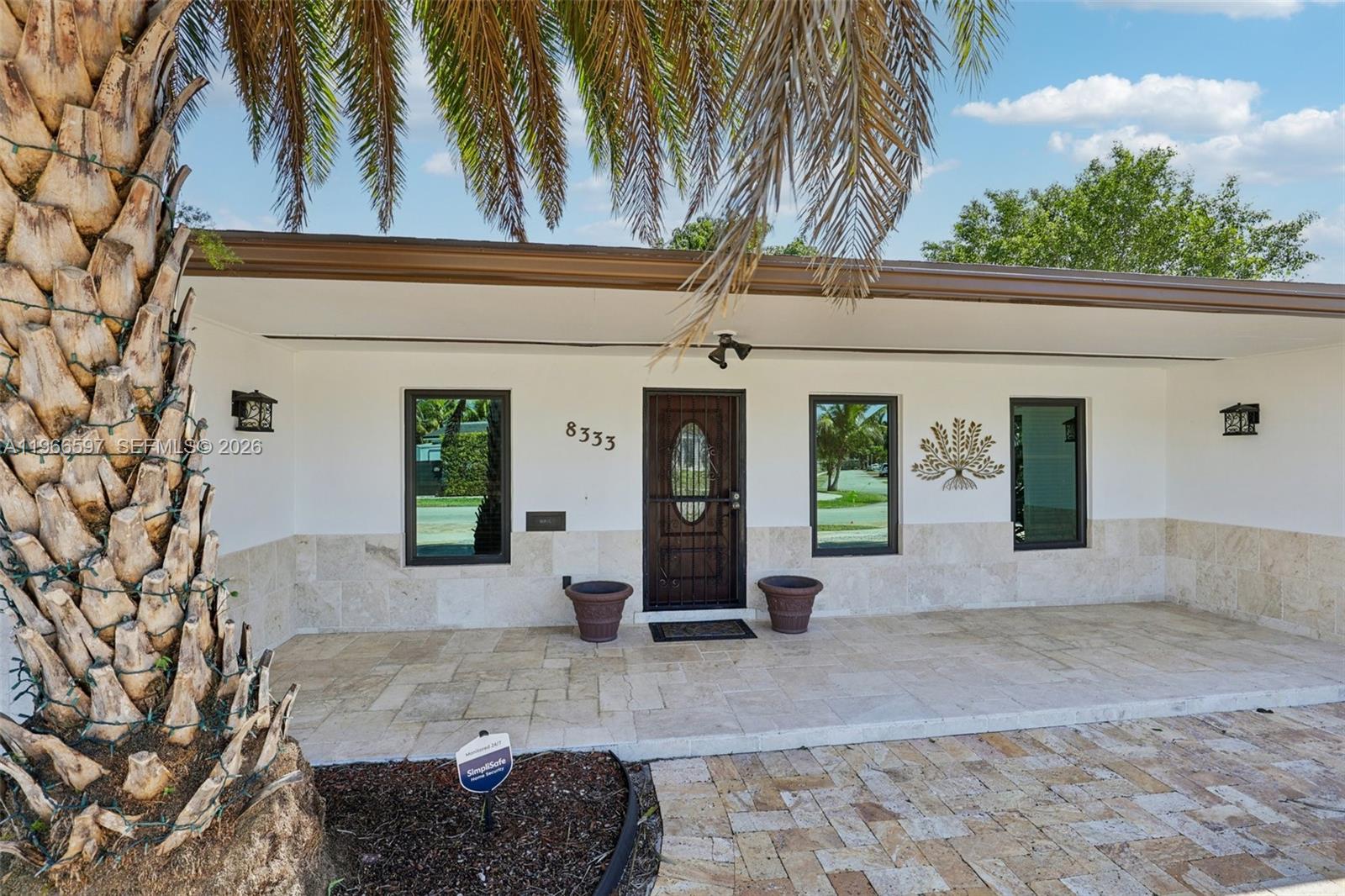 KENDALE LAKES SEC FIVE - Residential