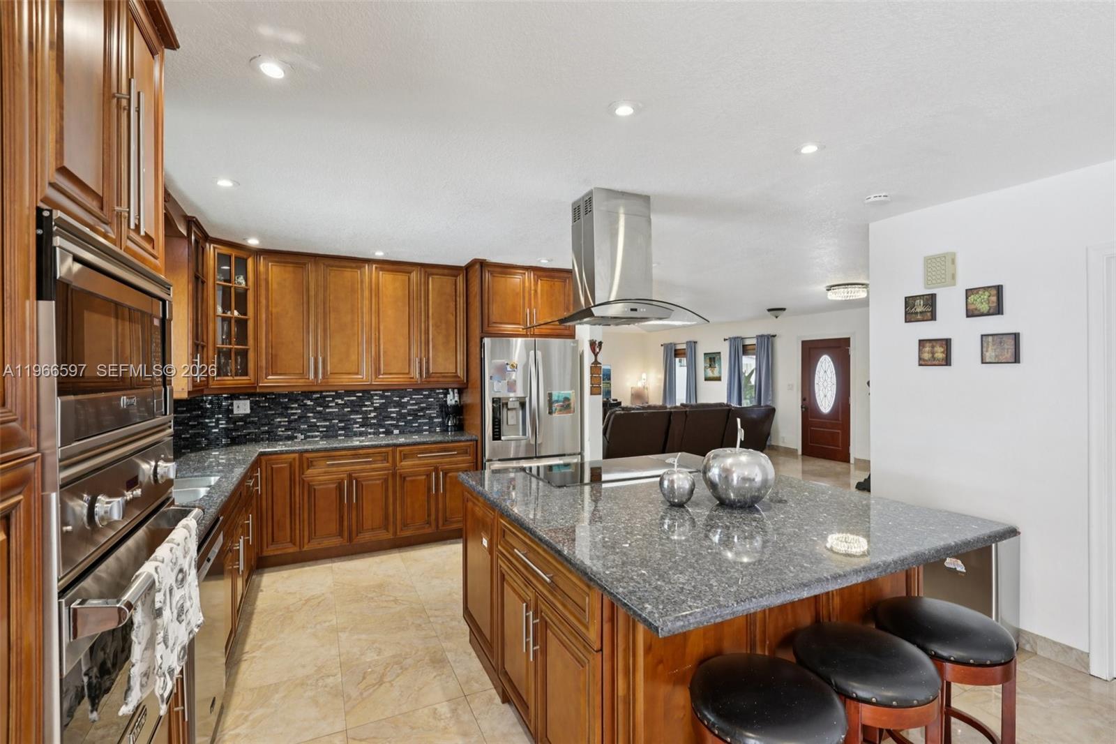 KENDALE LAKES SEC FIVE - Residential