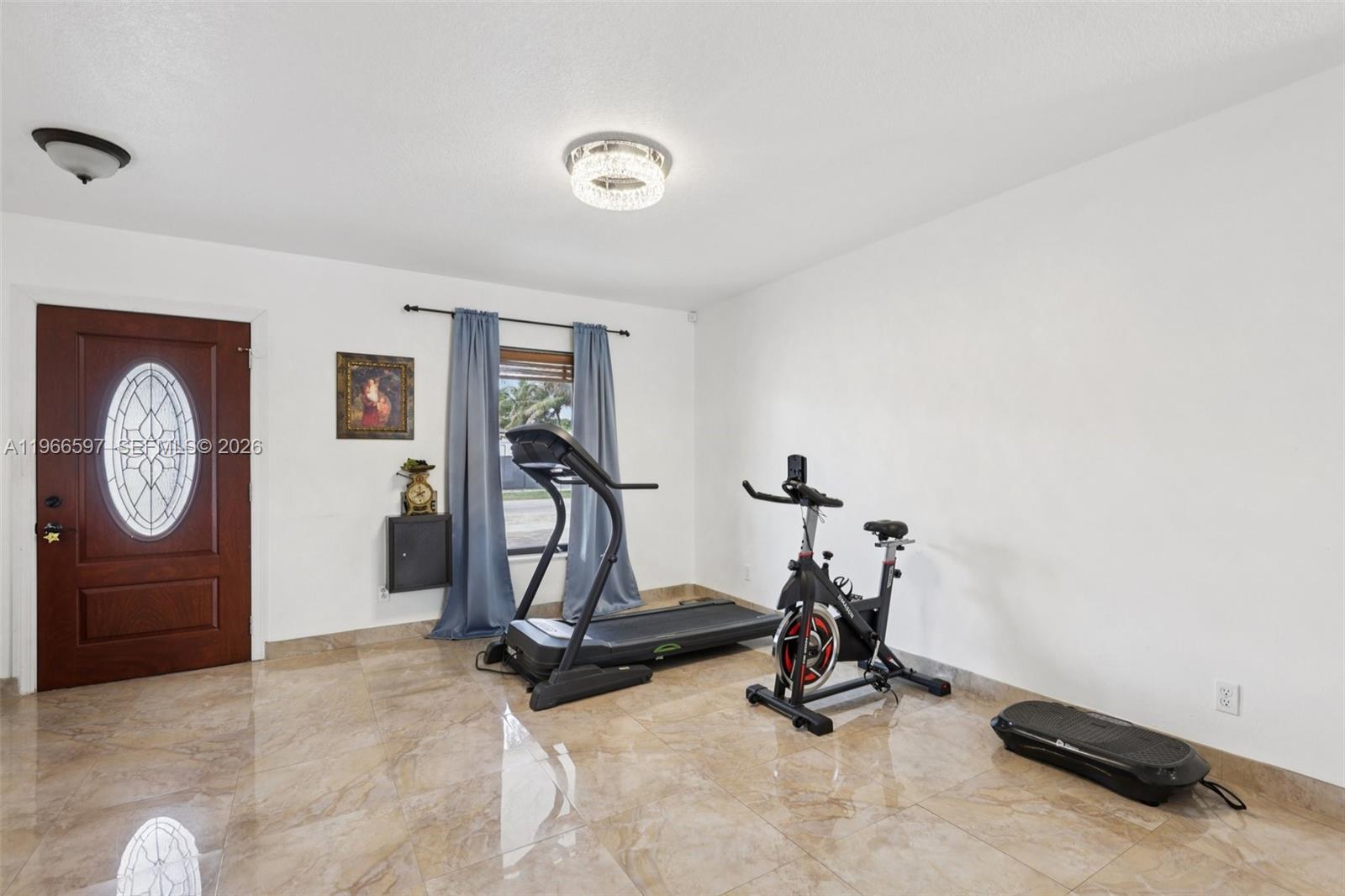 KENDALE LAKES SEC FIVE - Residential