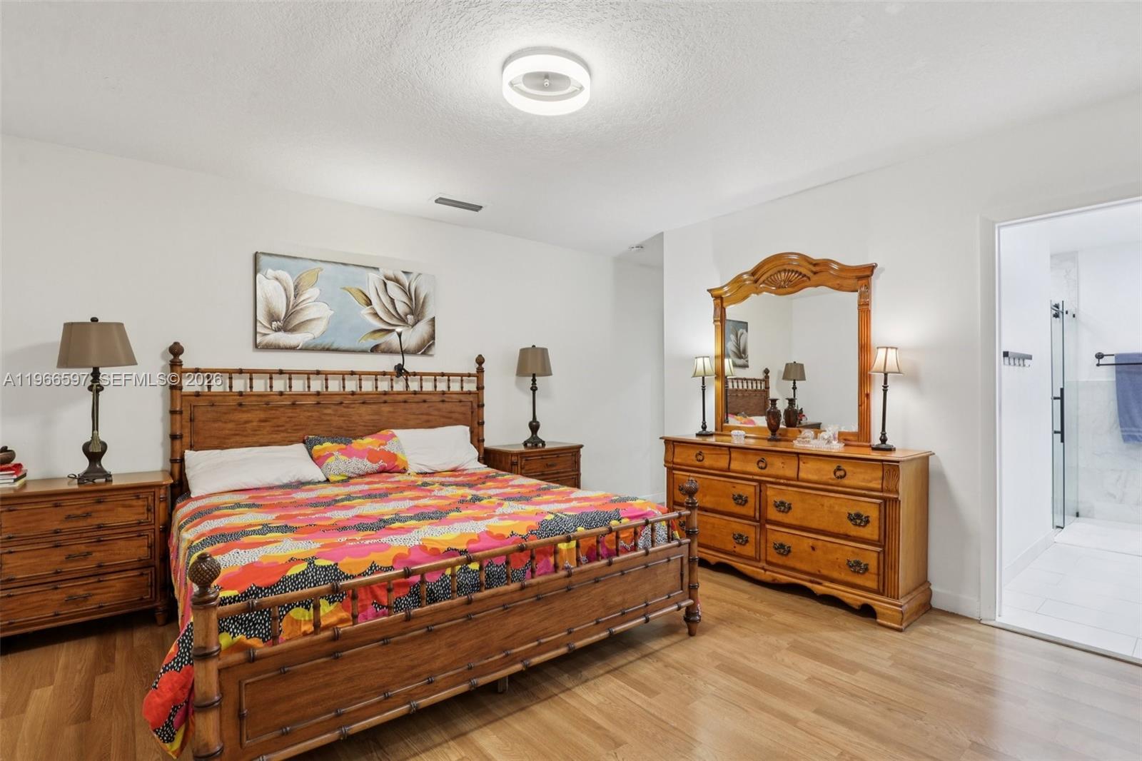 KENDALE LAKES SEC FIVE - Residential