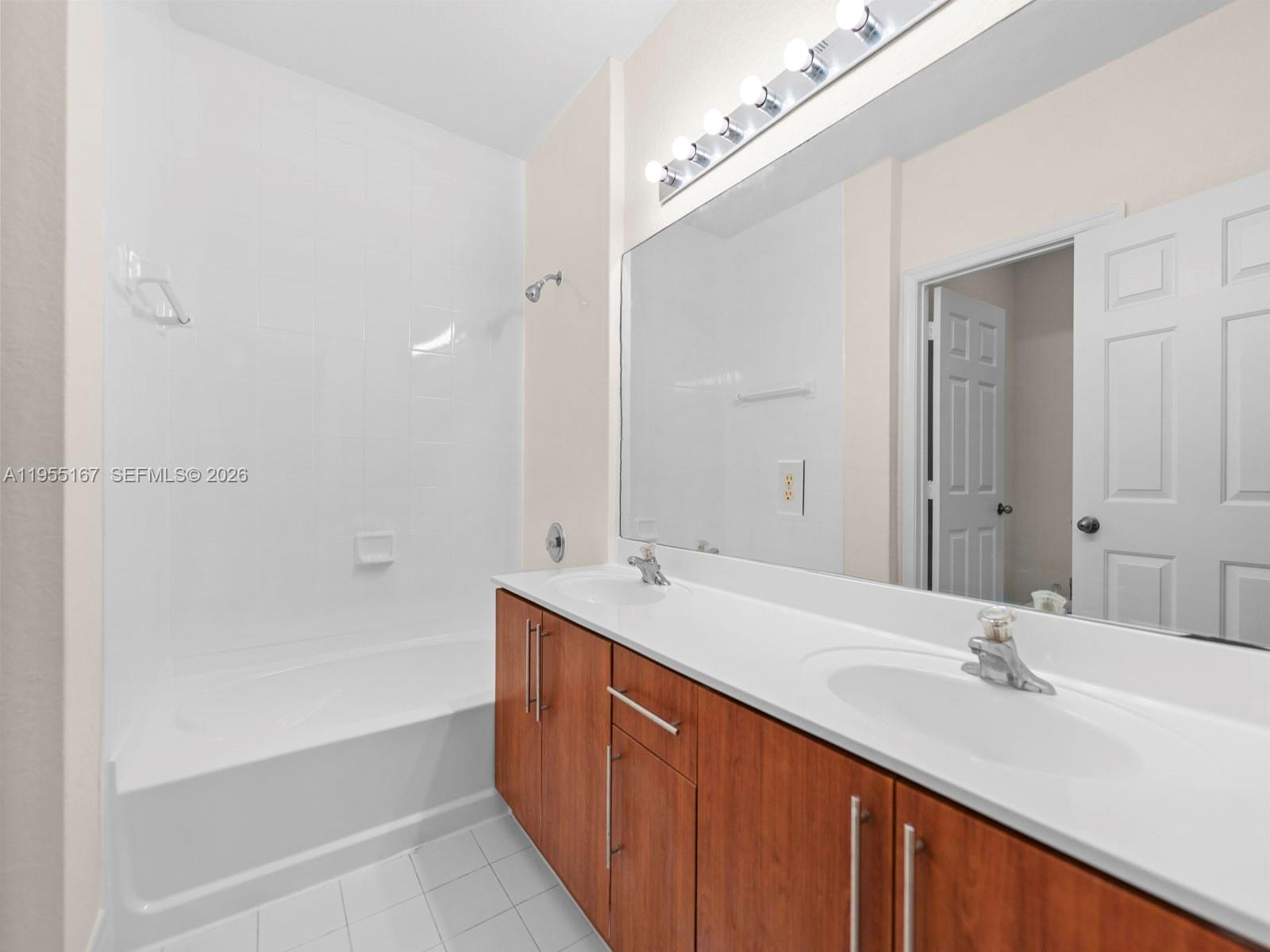 KEYS GARDEN - Residential